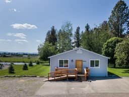 889 Capistrano 3BR