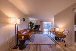 8 Aria-Modern 1BR | Walk Downtown