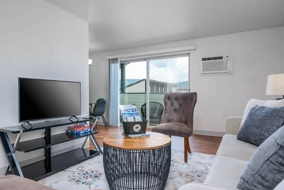 Aria Unit 11 - 1BDR