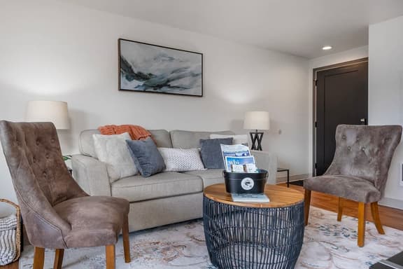 Aria Unit 11 - 1BDR