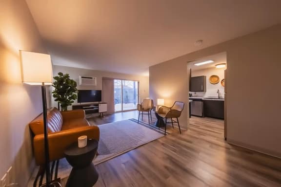 8 Aria-Modern 1BR | Walk Downtown